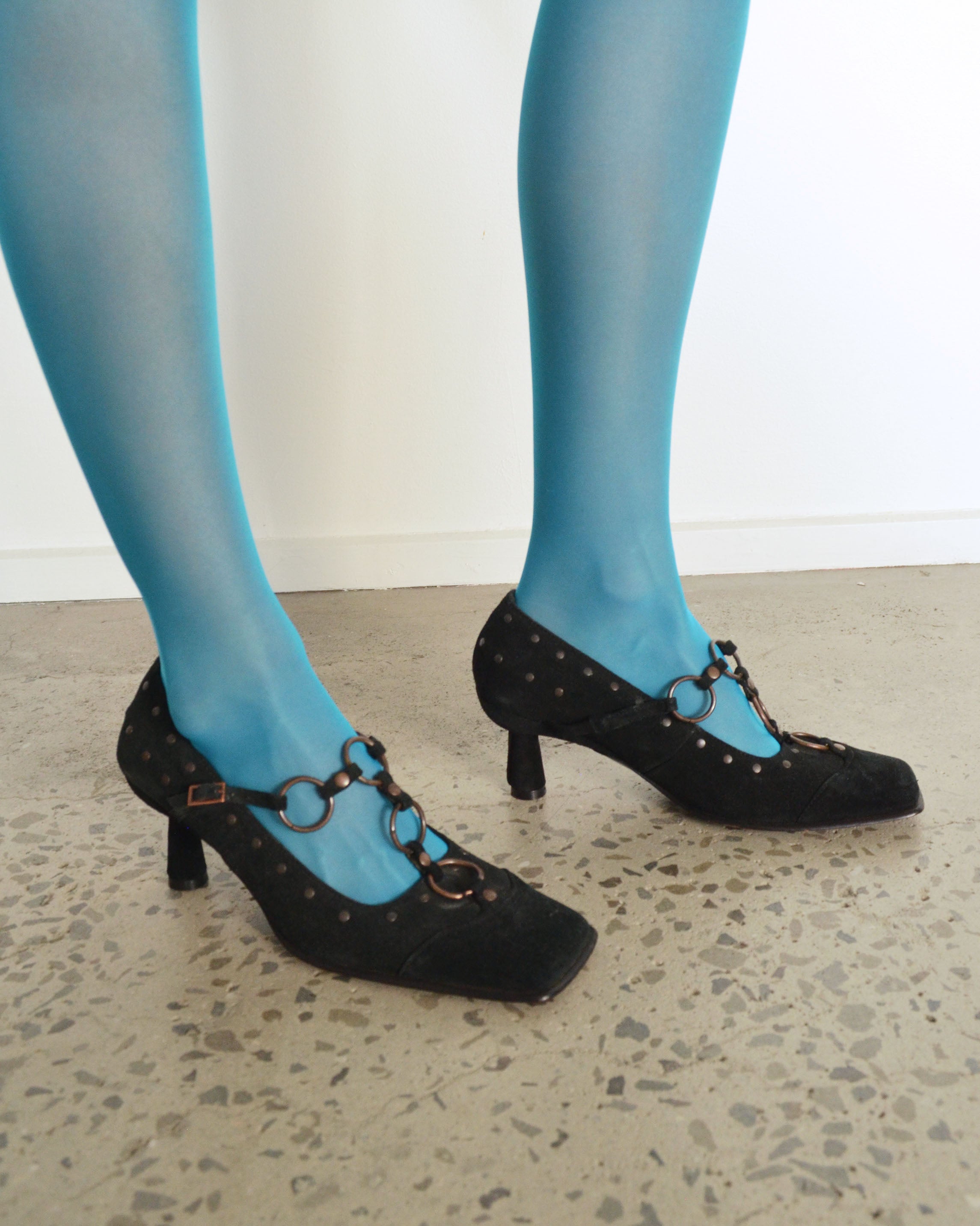 MUXART 00S SUEDE SQUARE TOE HEELS