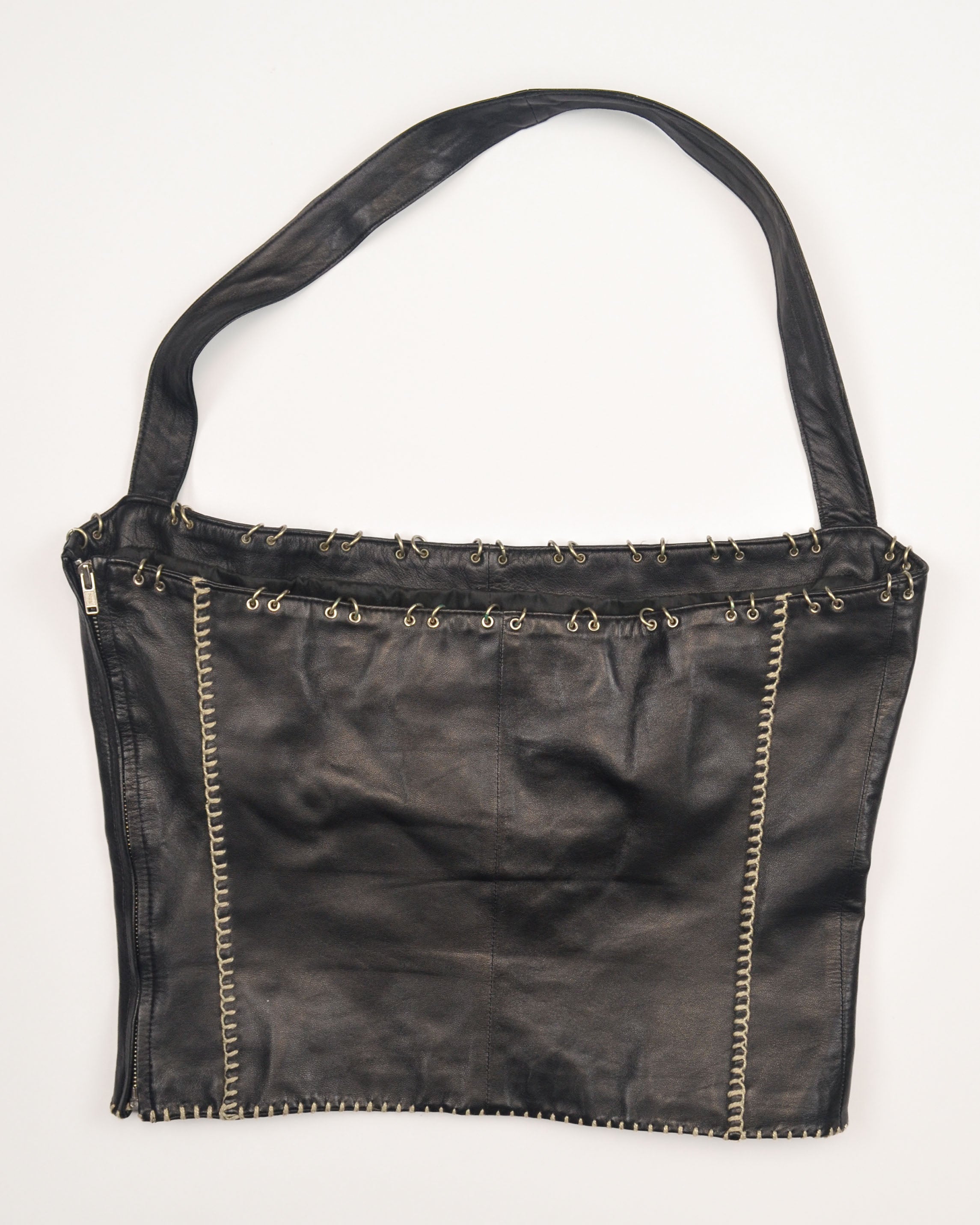 FW2001 BLACK LEATHER RING DETAIL HALTER TOP