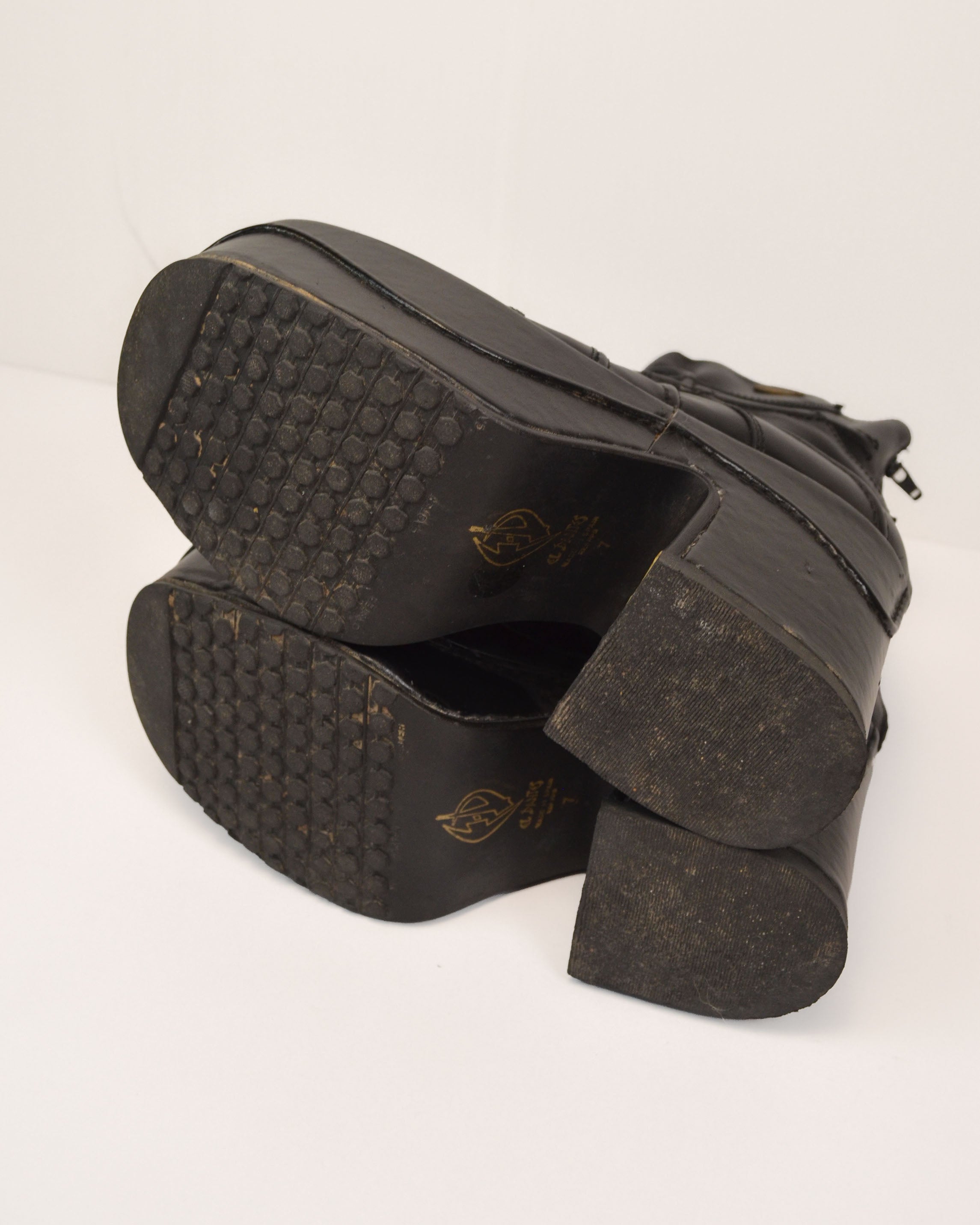 1990S LEATHER PLATFORM BOOTS