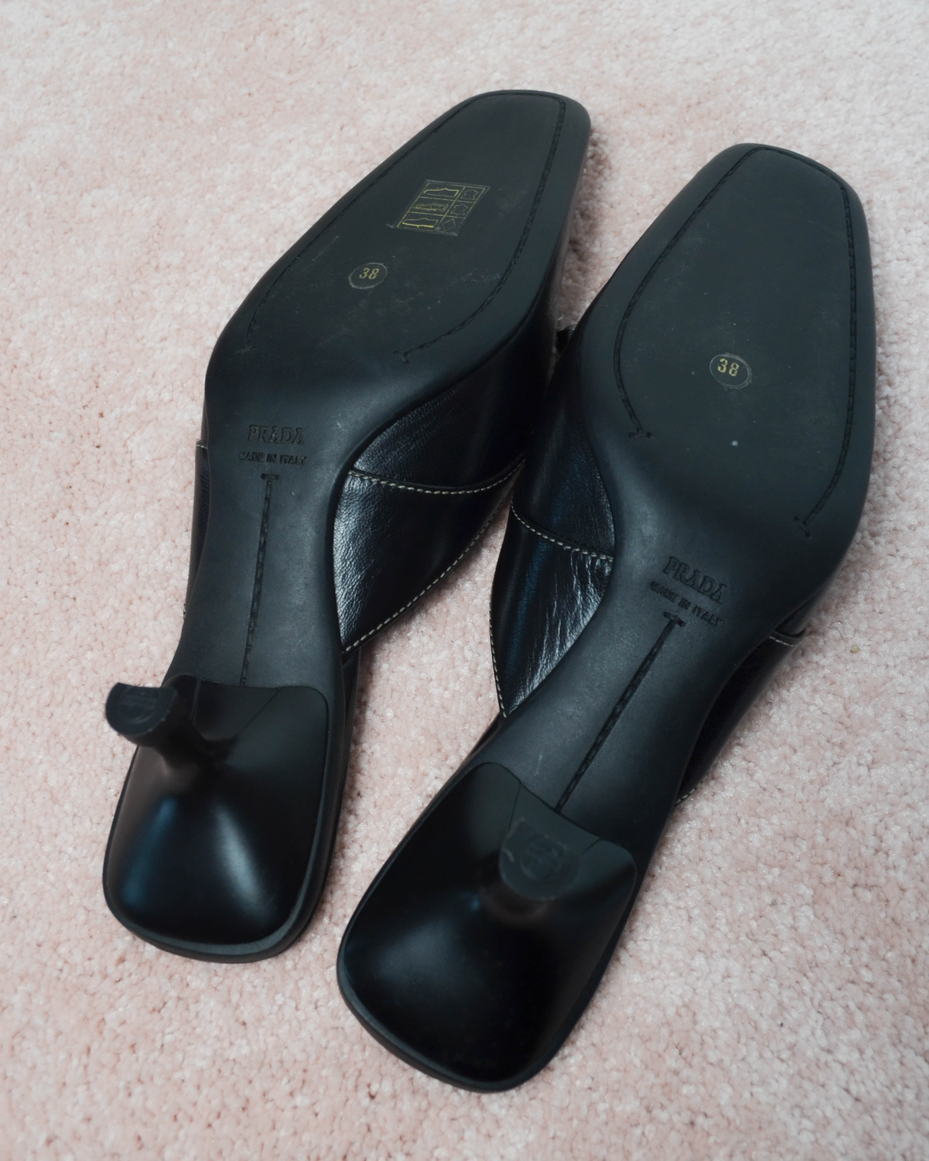 00s EYELET BOW LEATHER MULES