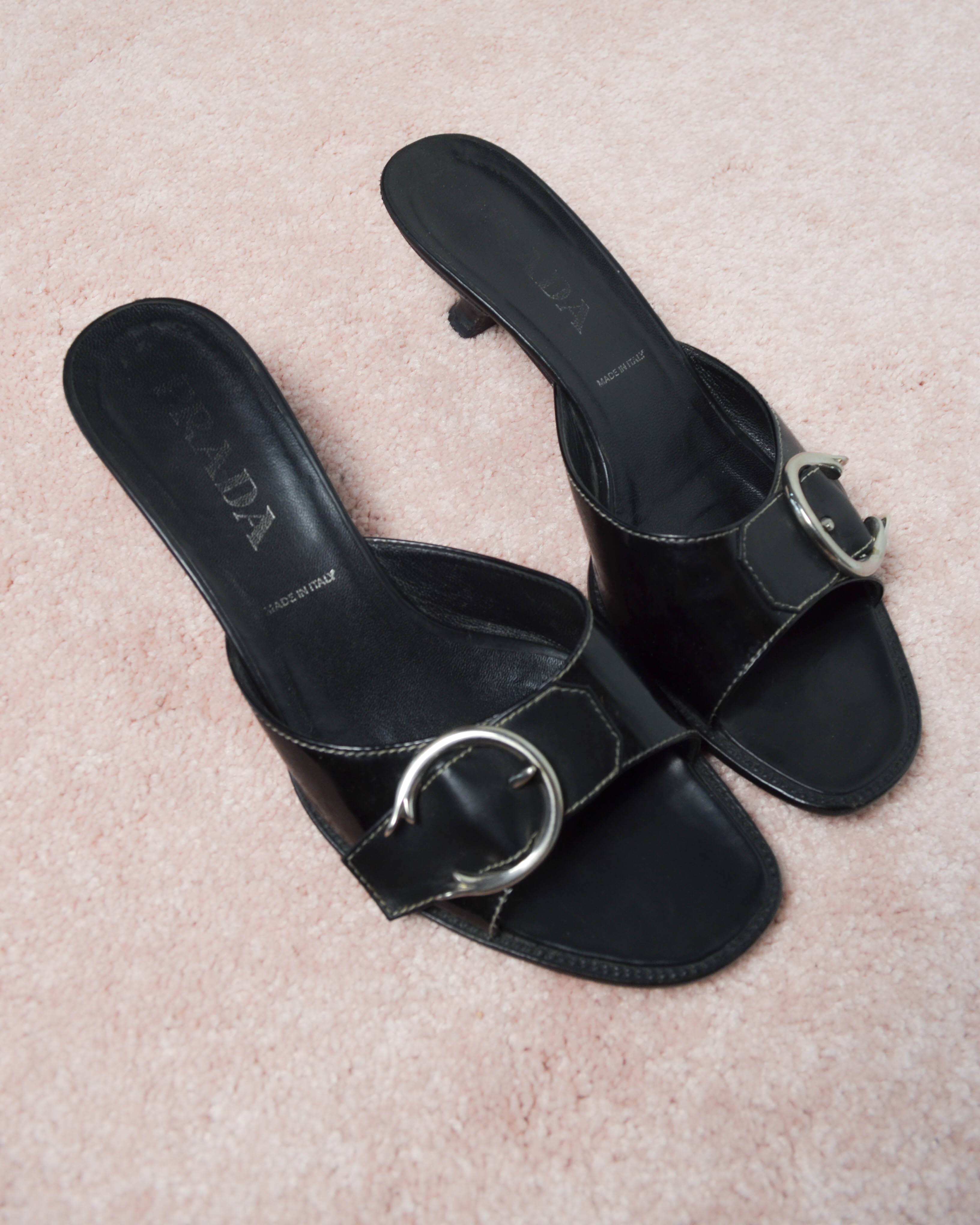 00s LEATHER BUCKLE MULES