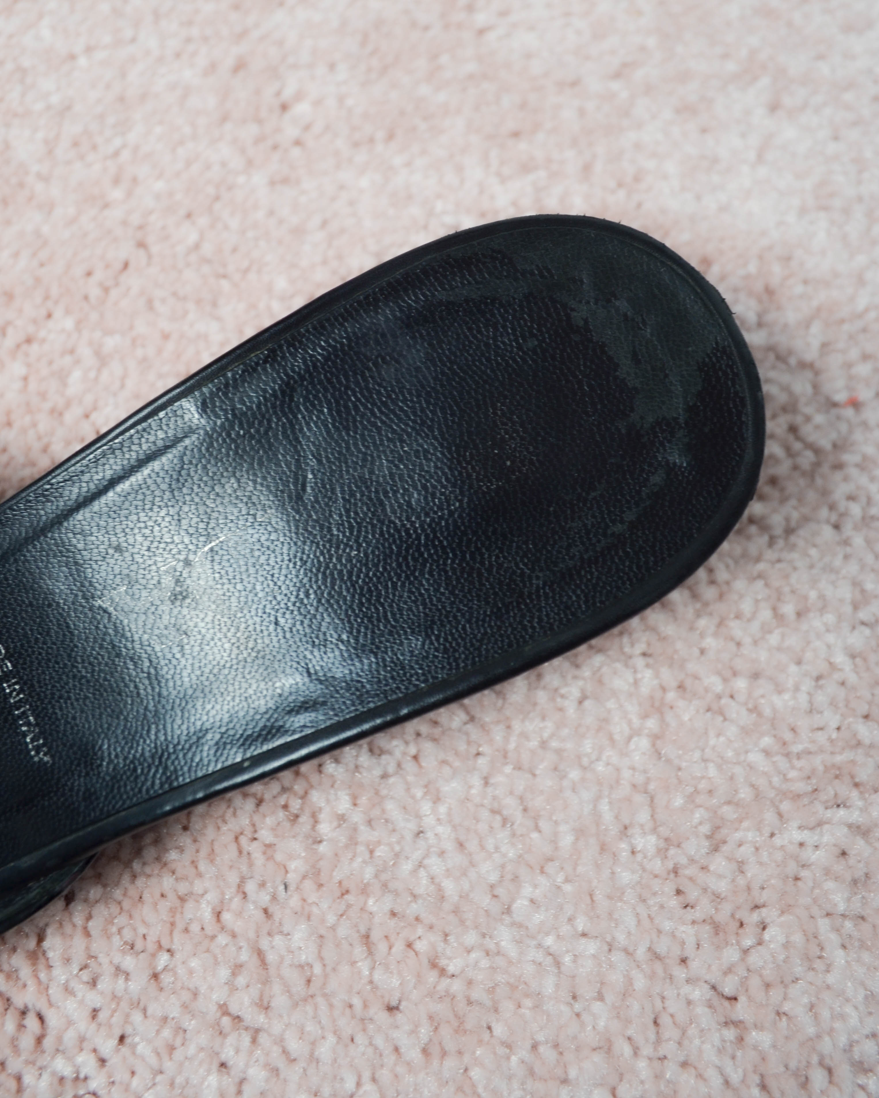 00s LEATHER BUCKLE MULES
