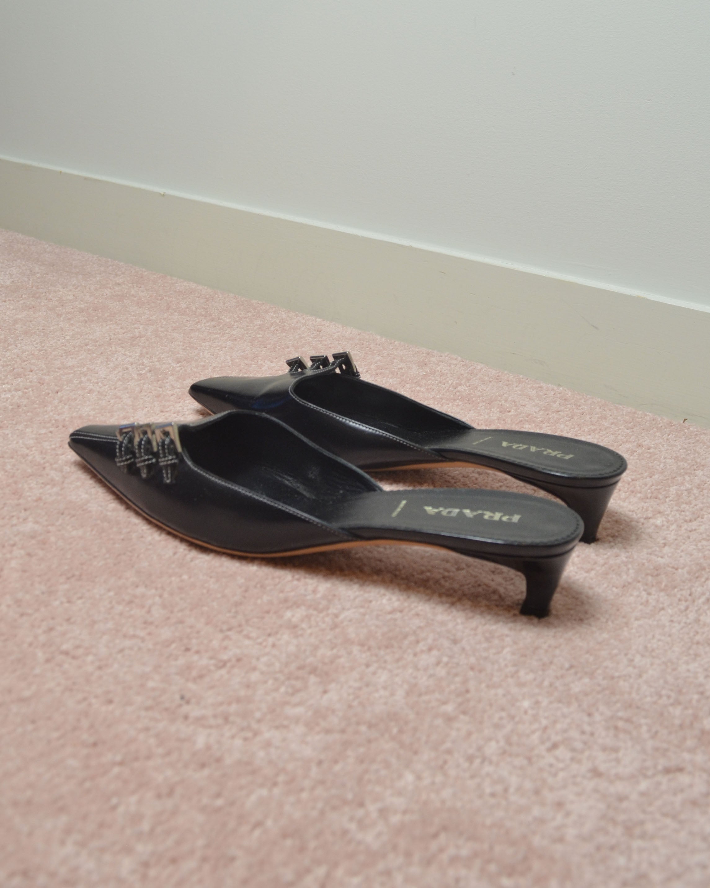 00s BUCKLE MULES