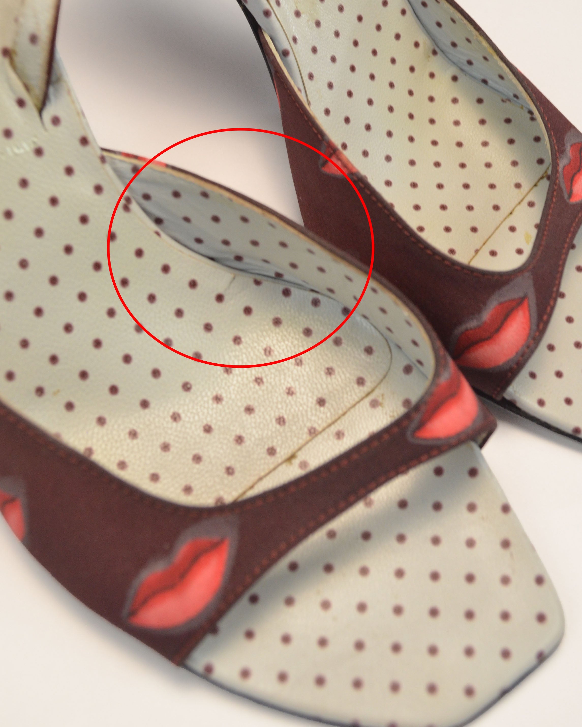 SPRING SUMMER 2000 LIPSTICK PRINT SLINGBACK MULES