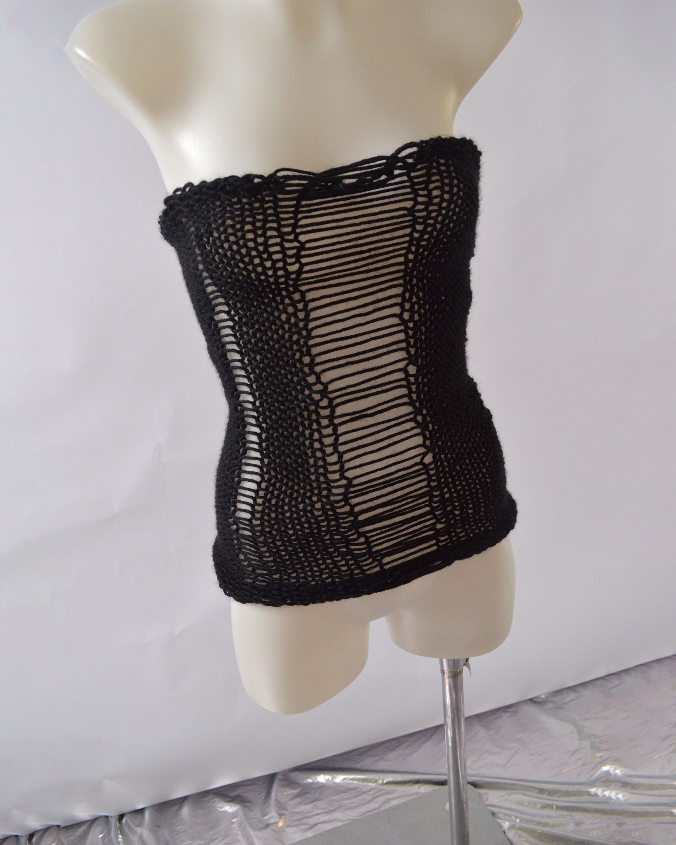 VINTAGE HANDMADE CROCHET KNIT BUSTIER