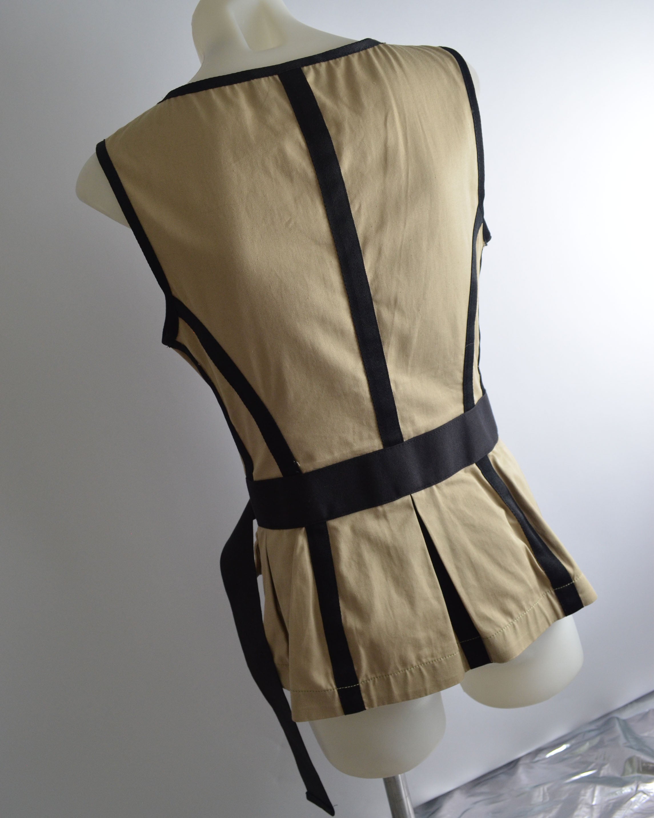 DOLCE & GABBANA 2000'S BONDAGE UTILITY VEST TOP
