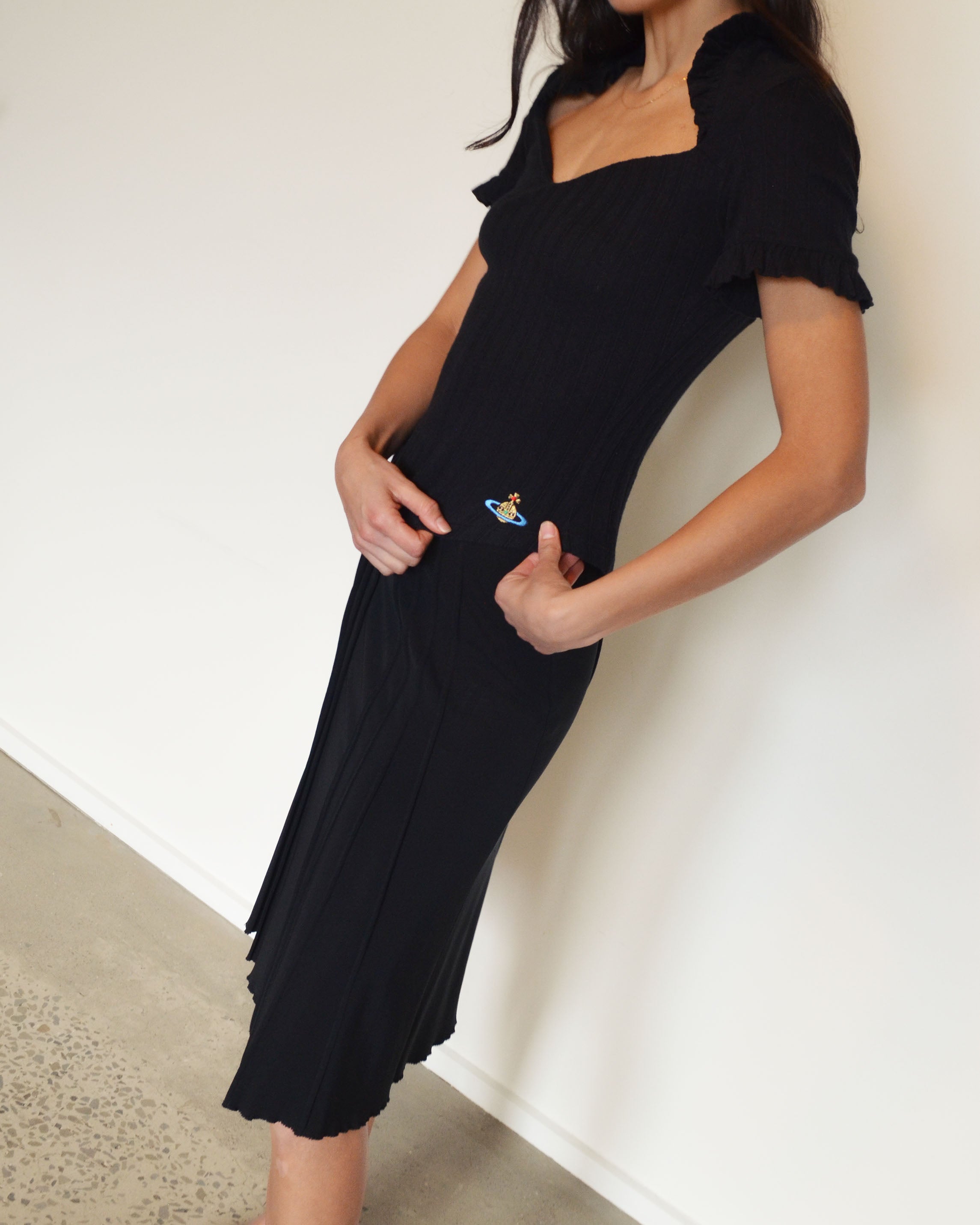90s ORB LOGO RUFFLE TOP