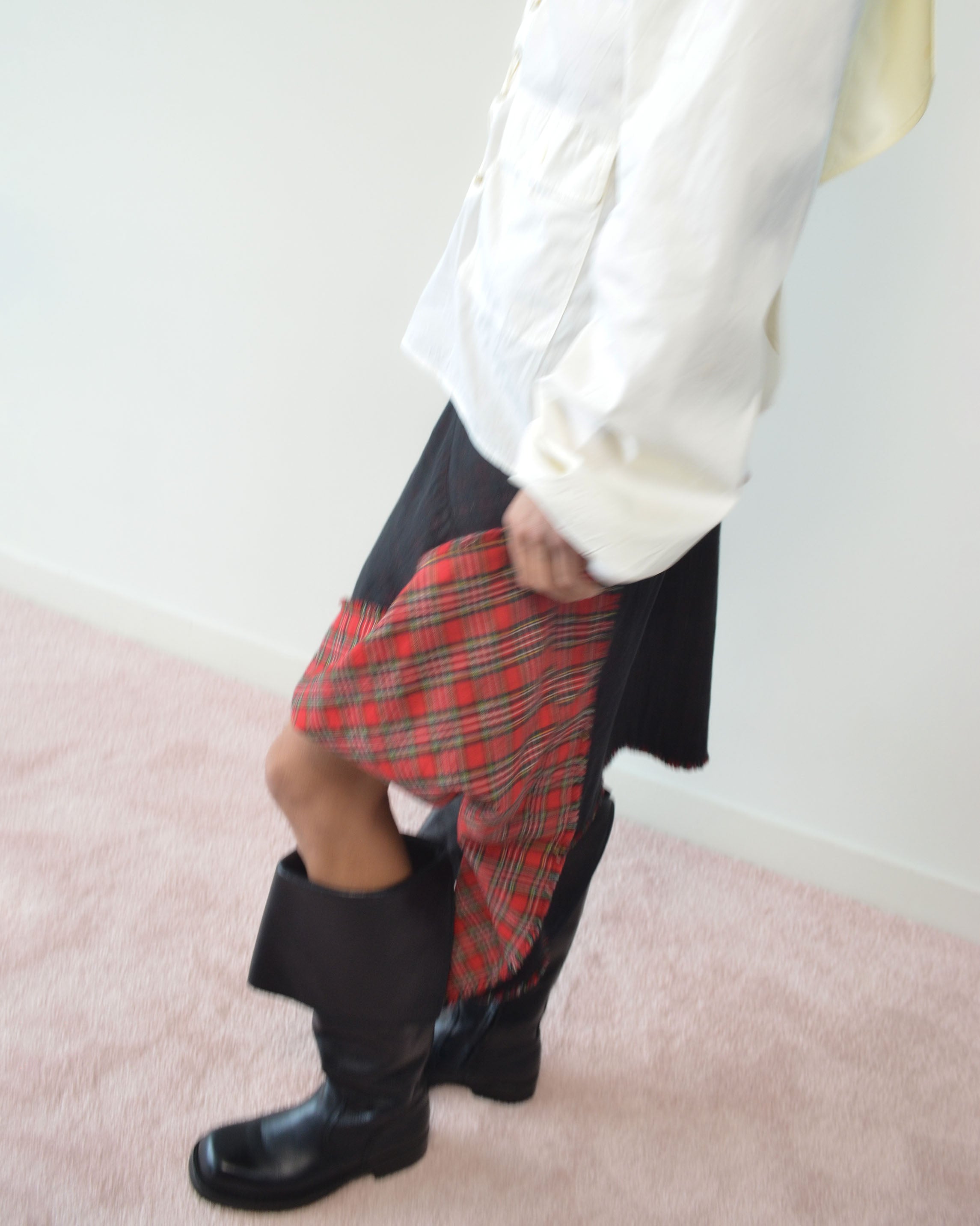 00S ASYMMETRICAL TARTAN SKIRT