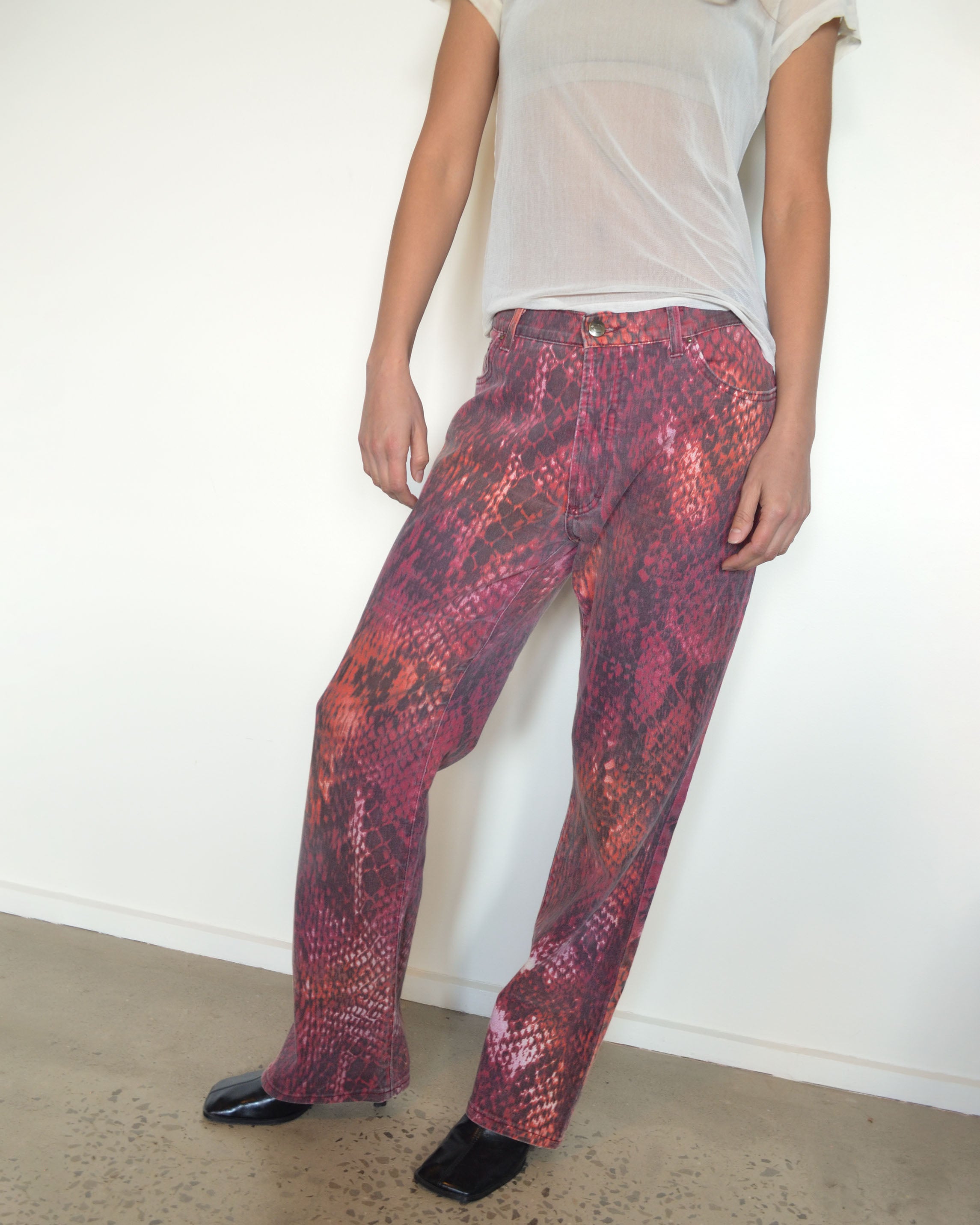 SS02 SHEER SILK TOP